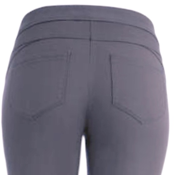 NWT ~ Women’s Napa Valley Stretch Pull-on Gray Pants ~ Average ~ Size 18 - Picture 3 of 6